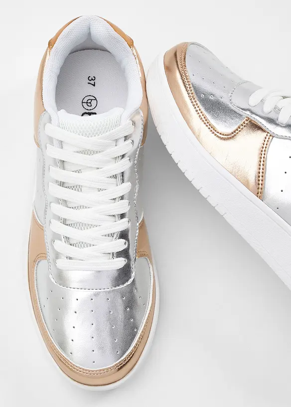 Platåsneakers, bonprix