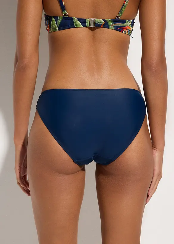 Bikinibukse med normal benskjæring, bonprix