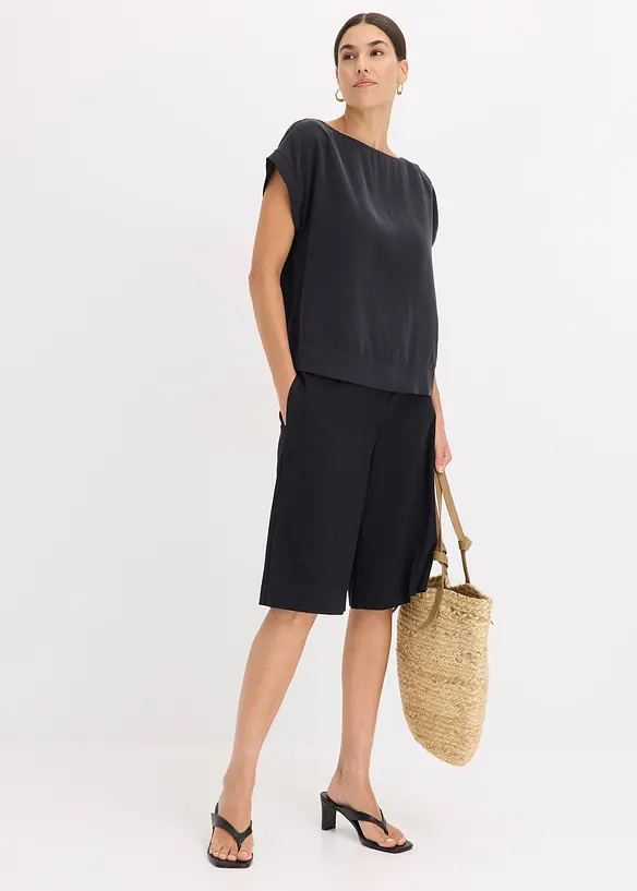 Shorts med innsvingt linning, bonprix