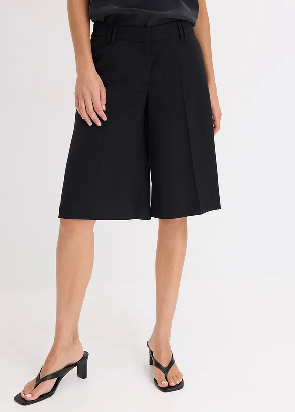 Shorts med innsvingt linning, bonprix