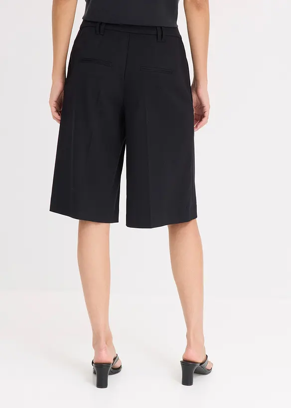 Shorts med innsvingt linning, bonprix