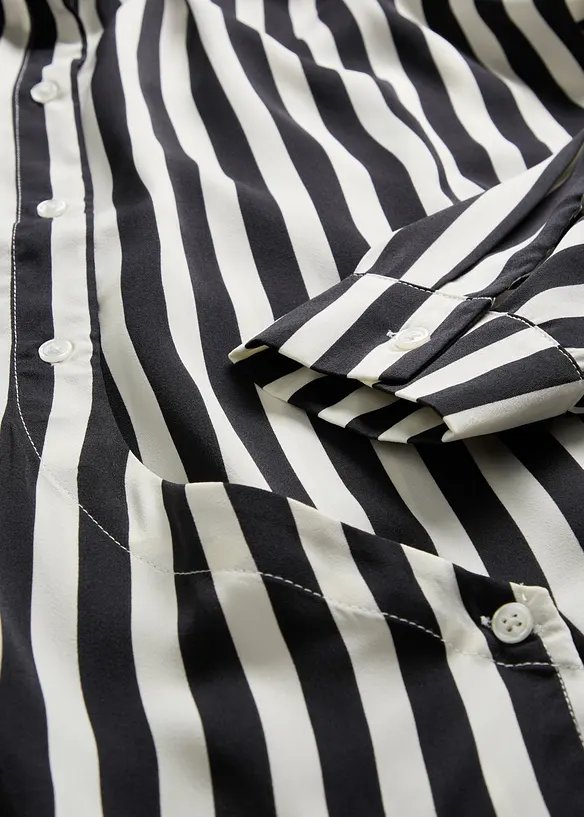 Skjortebluse i fin sateng, bonprix