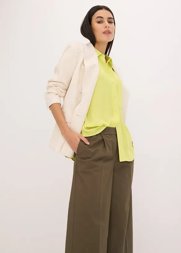 Kortermet bluse med brystlomme, bonprix