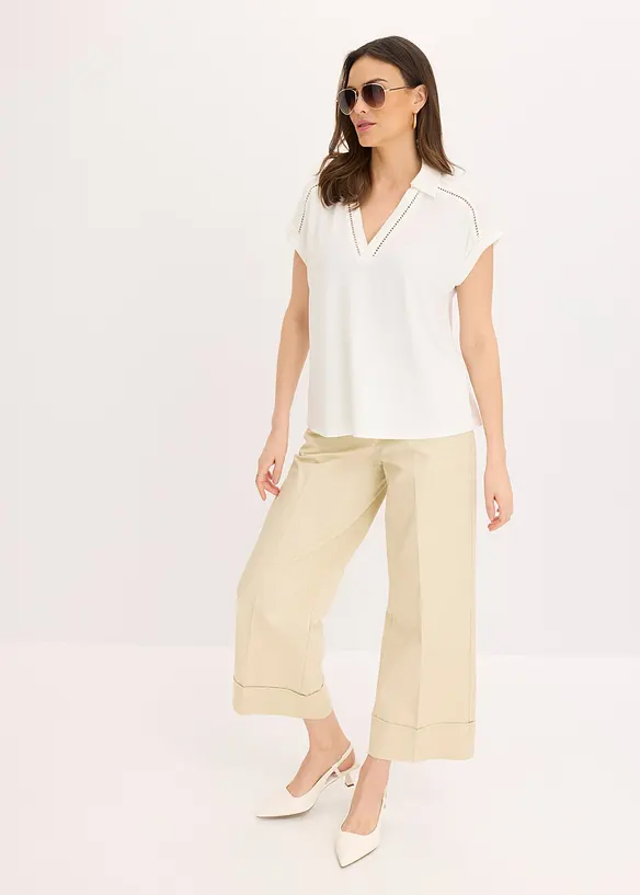 Poloskjorte av viskosepik&eacute; med blondeinnfelling, bonprix