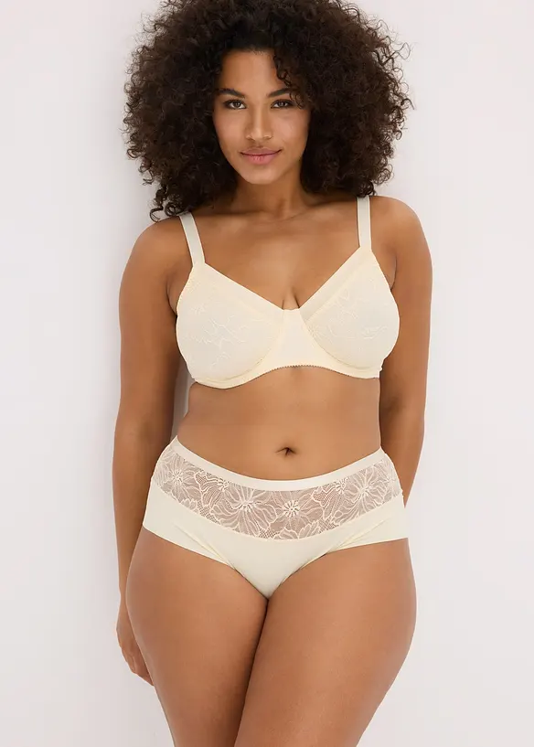 Maxitruse med lasercut og delikate blonder, bonprix