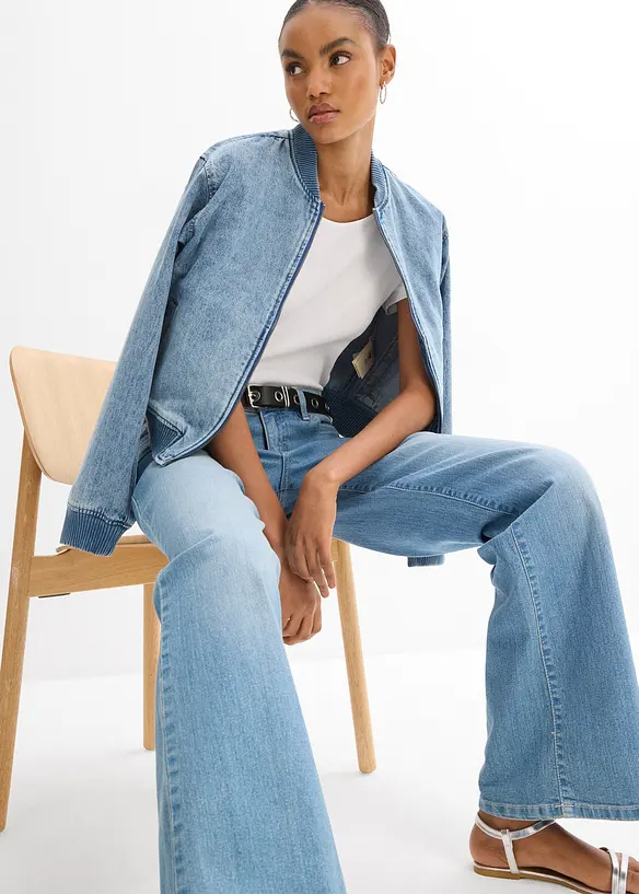 Figurn&aelig;r T-skjorte i 100% &oslash;kologisk bomull, bonprix