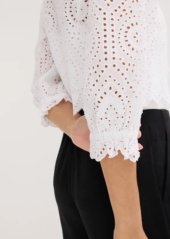 Bluse med hullbroderi og puffermer, bonprix
