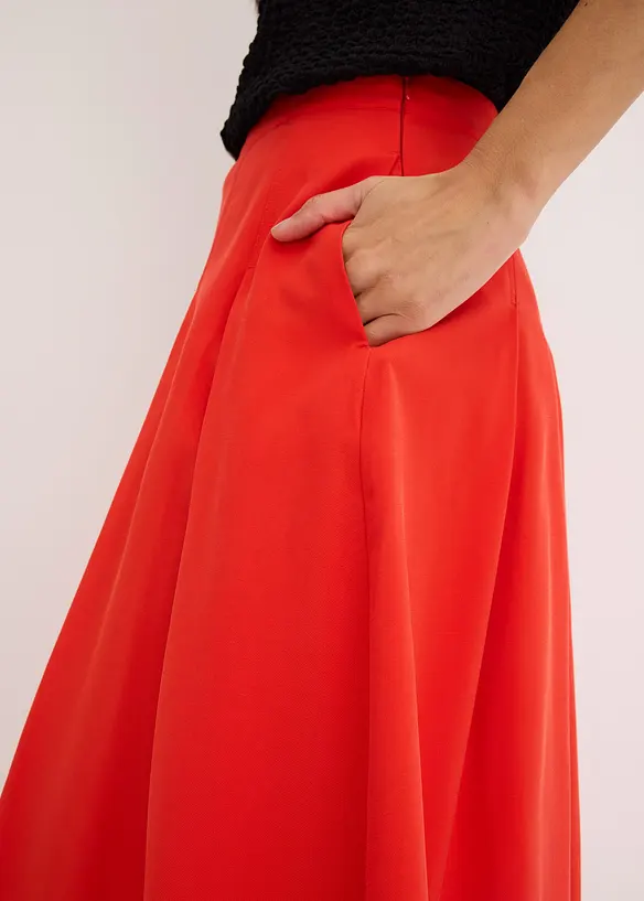 Foldeskj&oslash;rt av myk viskosemiks, bonprix