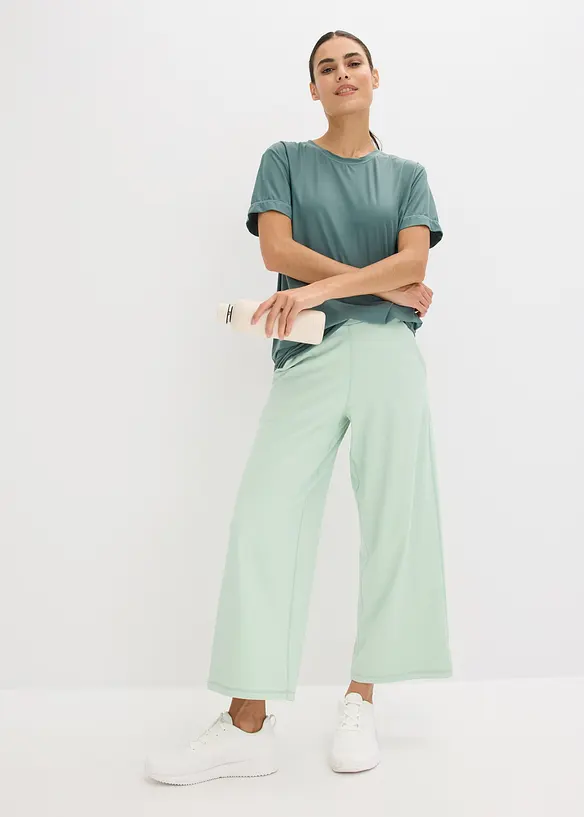 Behagelig treningsbukse i hurtigt&oslash;rkende materiale med vide ben, bonprix