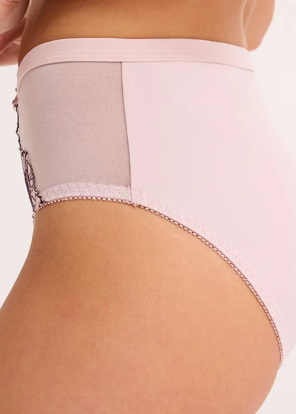 Truse med h&oslash;y midje og delikat broderi, bonprix