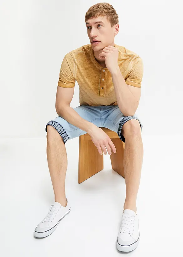 Kortermet bestefartr&oslash;ye i 100% &oslash;kologisk bomull i vasket look, bonprix