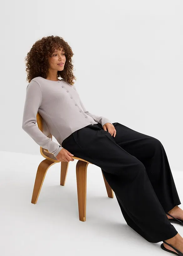 Kort finstrikket jakke, bonprix