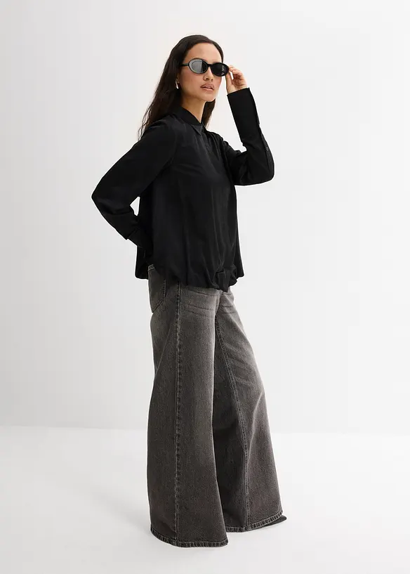 Satengbluse i viskosemiks, bonprix