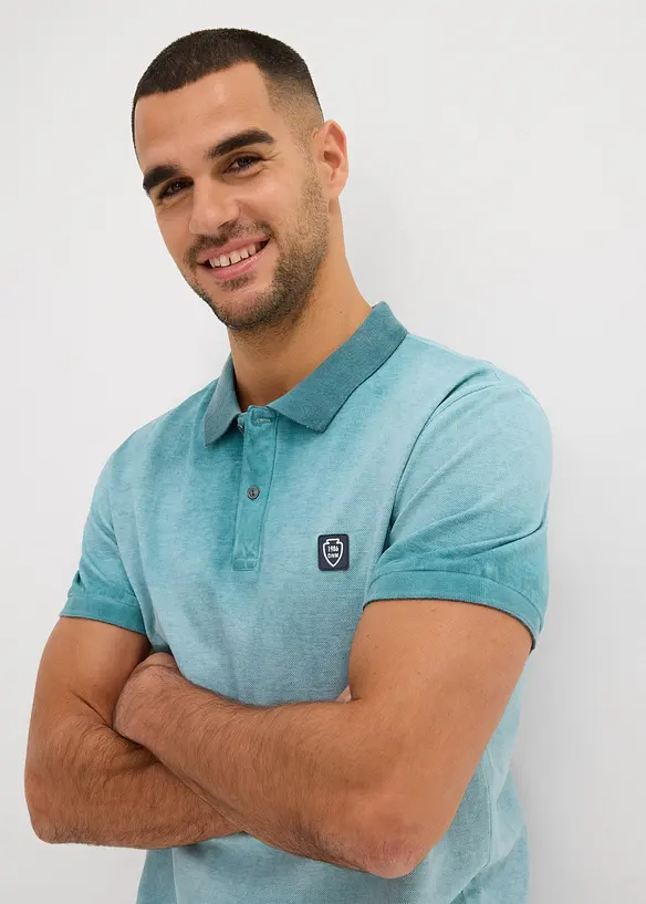 Pik&eacute;-poloskjorte i vasket look, bonprix