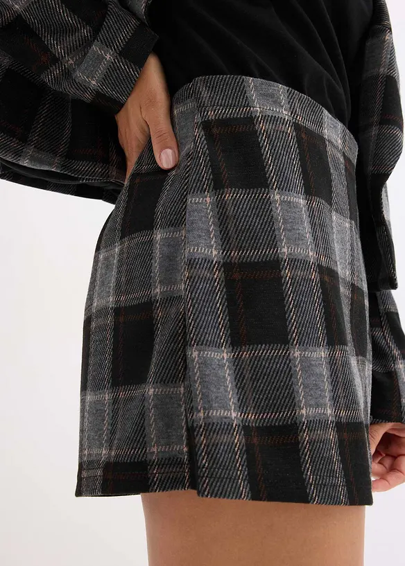 Kort skort med smykkeknapp, bonprix