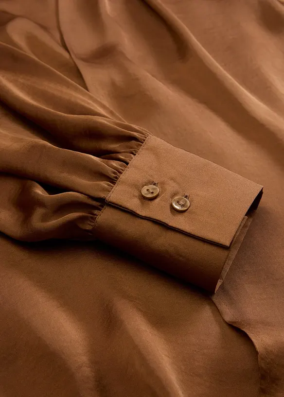 Bluse i lett sateng, bonprix