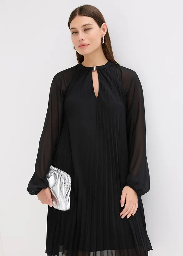 Minikjole i lett chiffon med plisséfolder, bonprix
