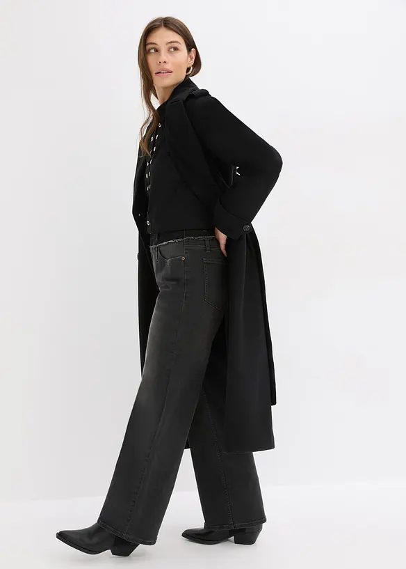 Bluse med naglepynt, bonprix