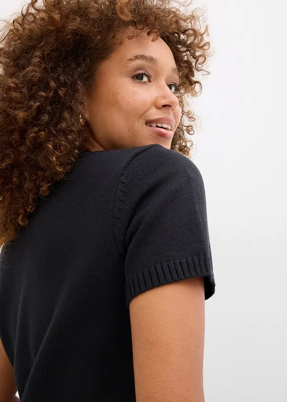 Kortermet genser, bonprix