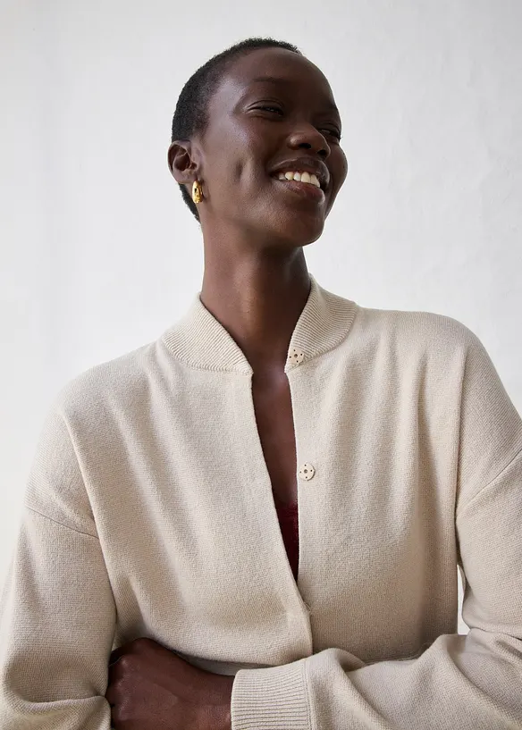 Oversized cardigan med merinoull, bonprix