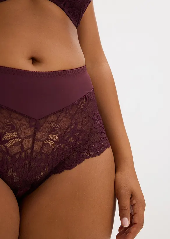 Høy truse med delikate blonder, bonprix