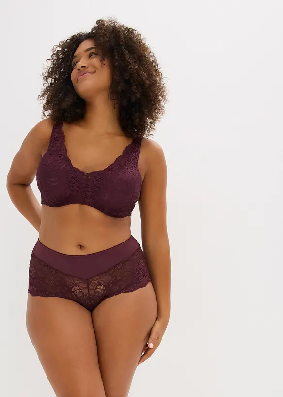 Høy truse med delikate blonder, bonprix