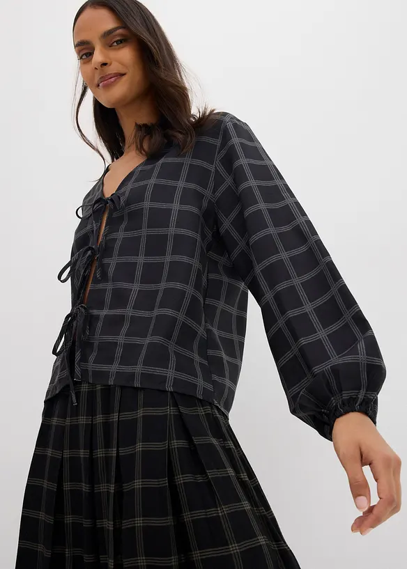 Oversized bluse av  myk viskose, bonprix