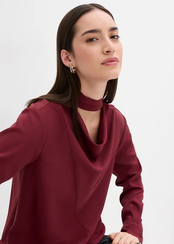 Topp i blusemateriale med lett glans, bonprix