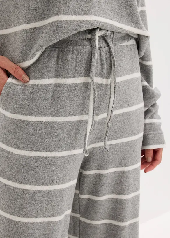 Loungewear-kosedress i mykt materiale, oversized, bonprix