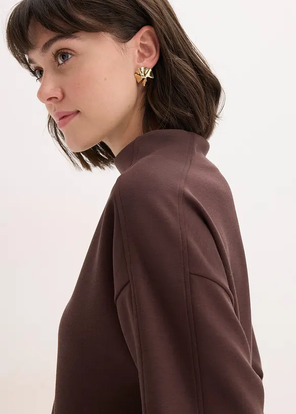 Oversized sweatshirt av mykt scubamateriale, bonprix