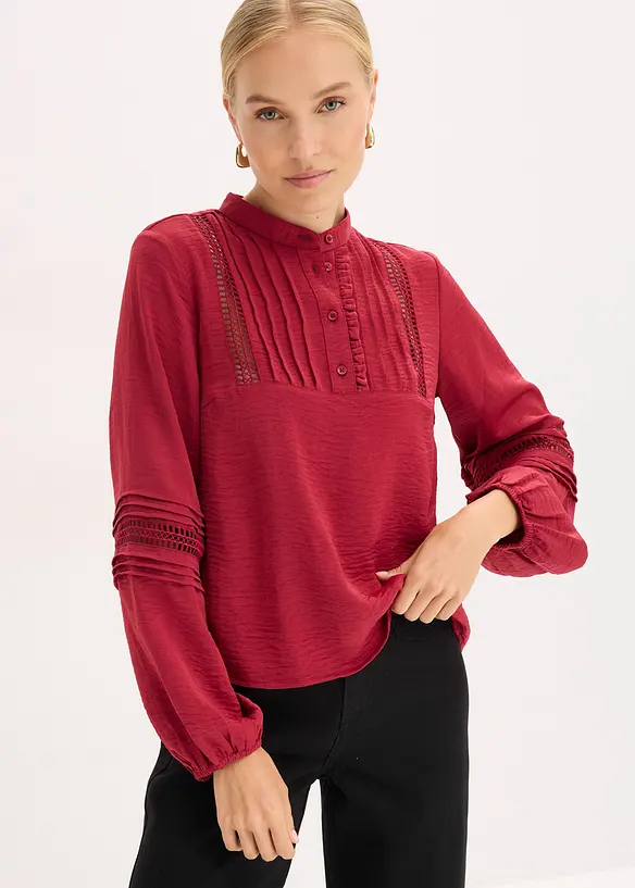Oversized bluse med pynt, bonprix