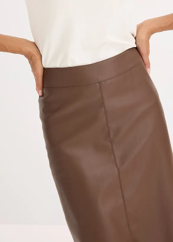 Trendy blyantskjørt i imitert skinn, bonprix