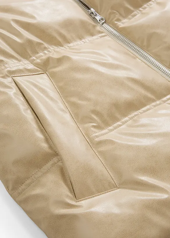 Vattert vest i imitert skinn, bonprix