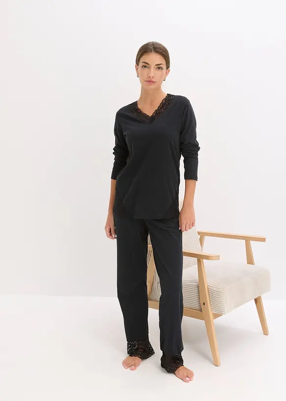 Pyjamas med delikat blonde, bonprix