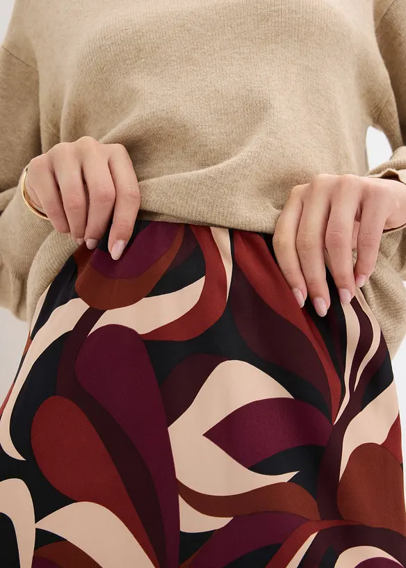 Midiskj&oslash;rt i lett sateng, bonprix