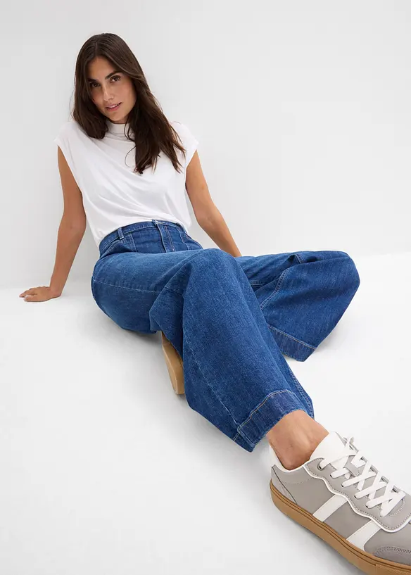 Wide Leg-jeans Mid Waist med påsatte lommer, bonprix
