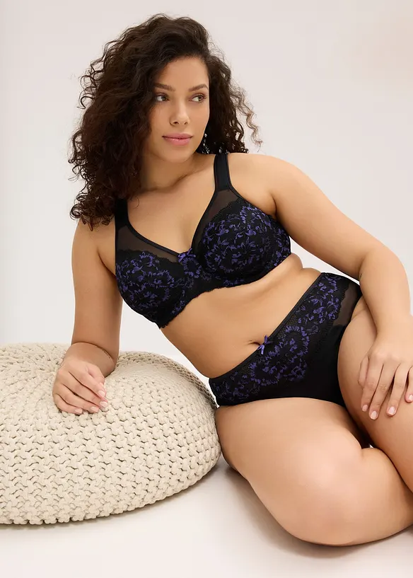 Minimizer-BH med polstrede stropper og delikat blonde, bonprix