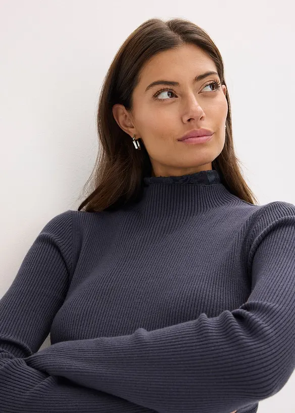 Ribbestrikket genser i lett viskosemiks, bonprix