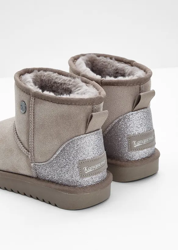 Boots fra Kangaroos, Kangaroos