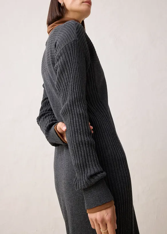 Strikket kjole med merinoull, bonprix