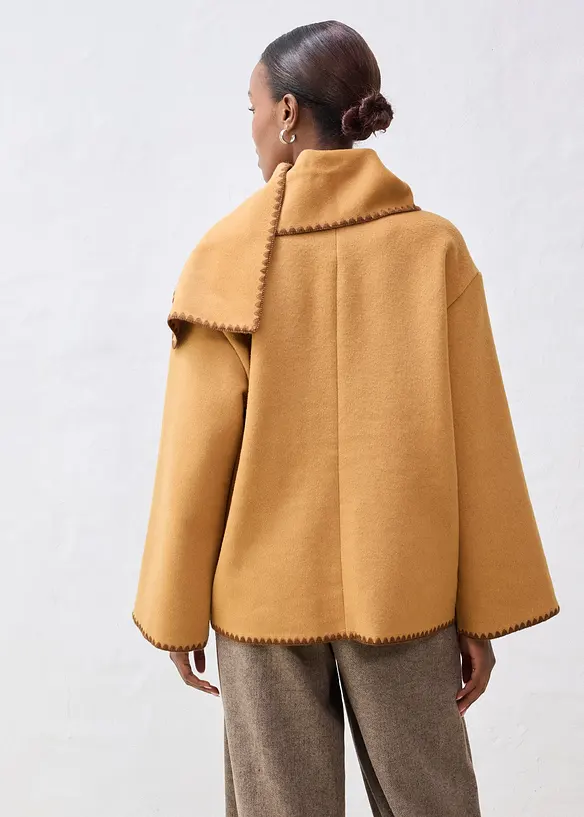 Ulljakke med pyntebroderi (todelt sett med skjerf), bonprix