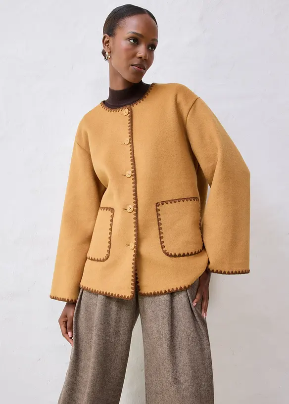 Ulljakke med pyntebroderi (todelt sett med skjerf), bonprix