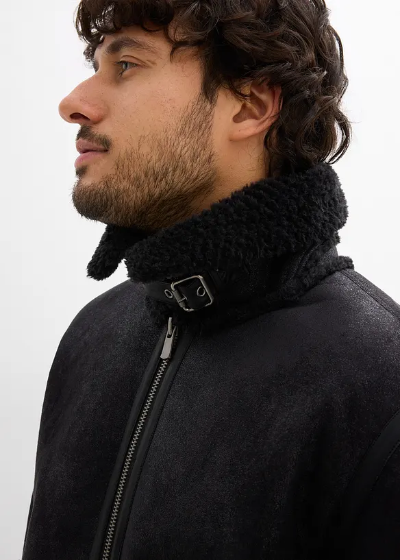 Jakke i imitert skinn med pilefôr, bonprix