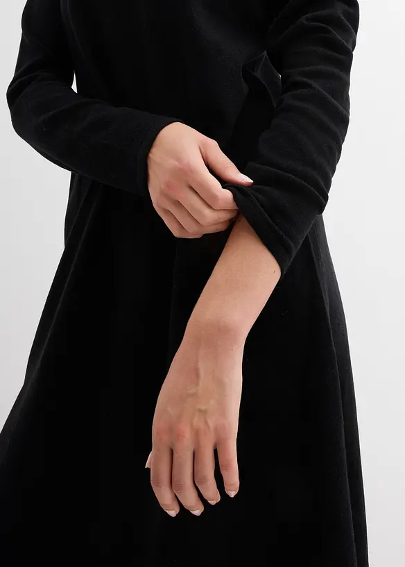 Strikket kjole i A-fasong, bonprix