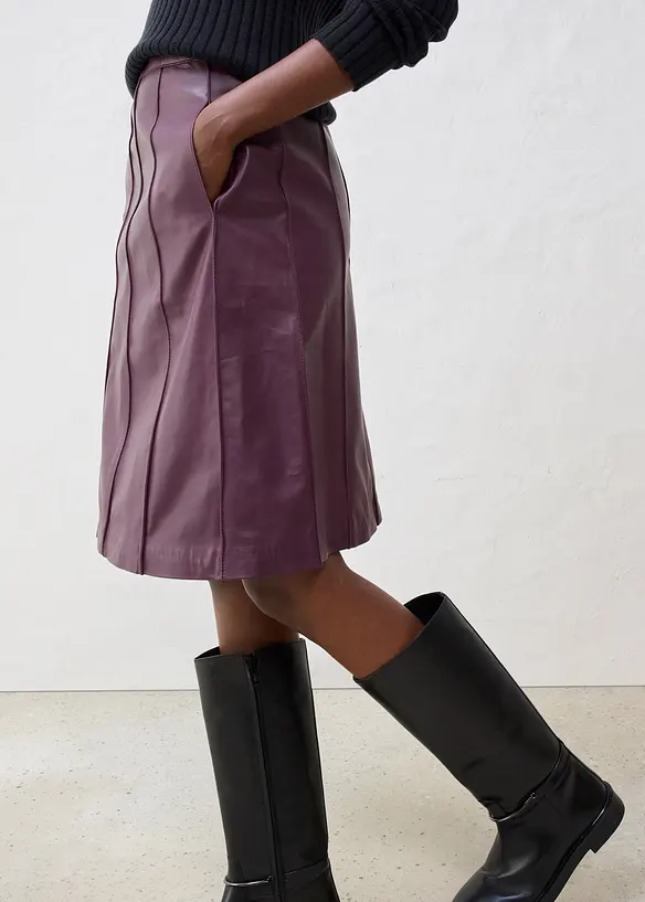 Utskrådd skinnskjørt i lammenappa, bonprix