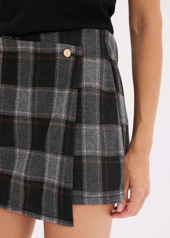 Kort skort med smykkeknapp, bonprix