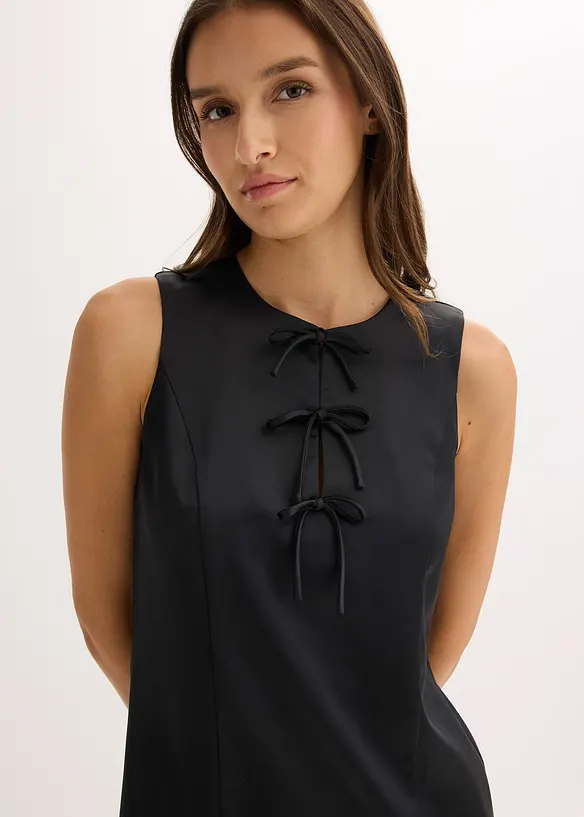 Minikjole i sateng med glans, bonprix