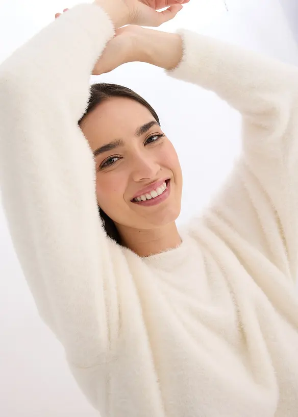 Lang genser i mykt fjærgarn, bonprix