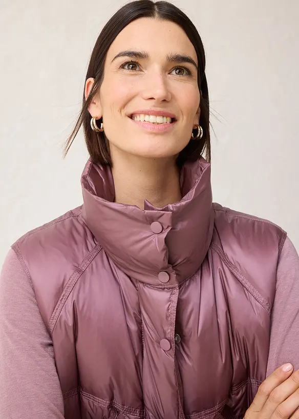 Vattert vest med resirkulert dun, bonprix