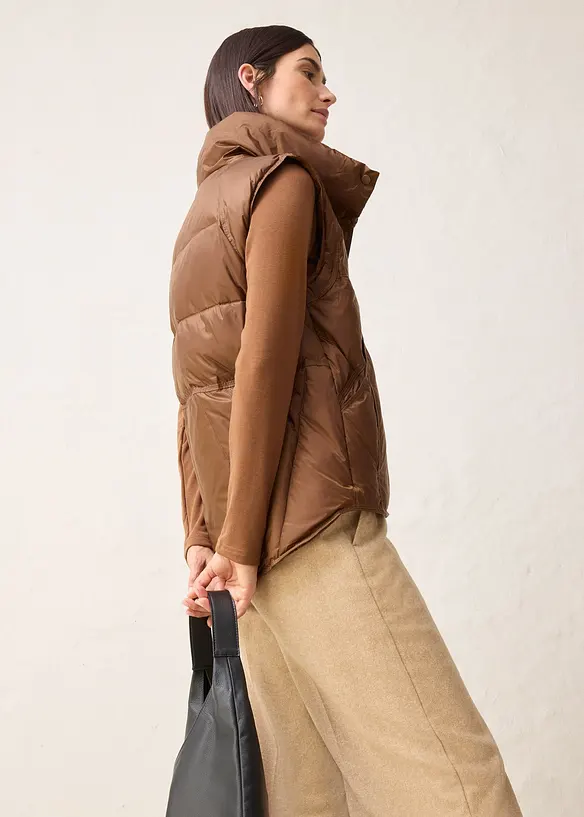 Vattert vest med resirkulert dun, bonprix